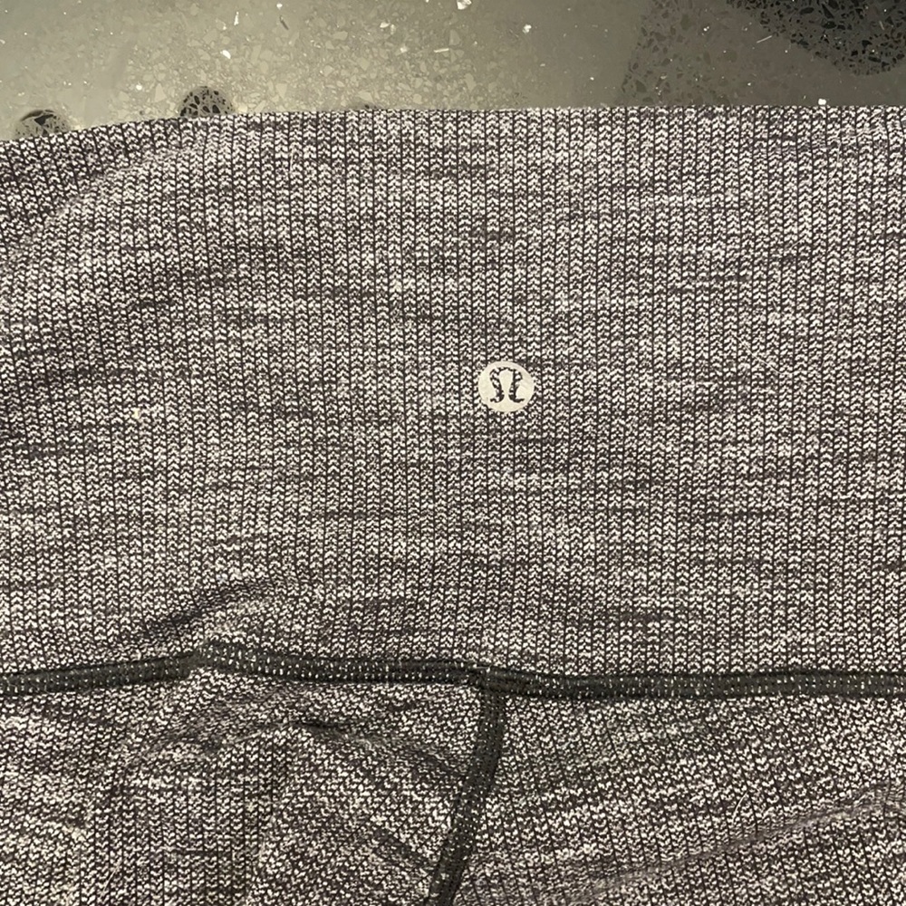 COPY - Lulu knit leggings 8